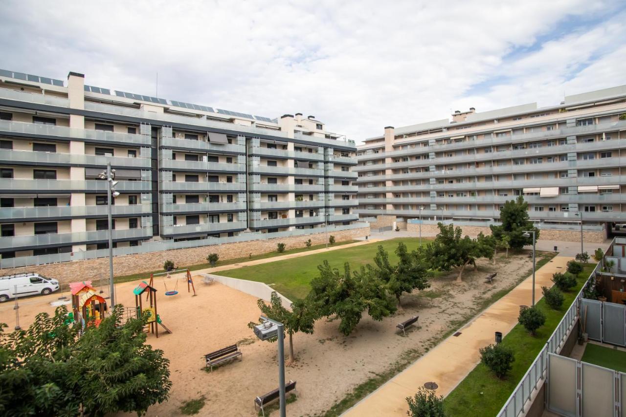 Tendency Apartments Forum Sant Adria de Besos Buitenkant foto